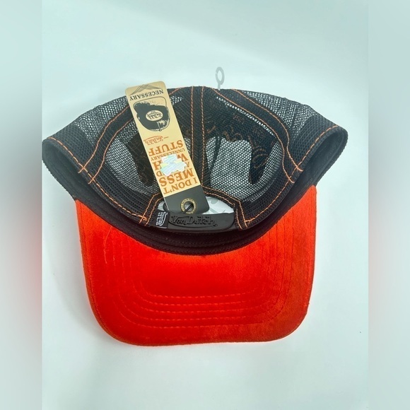 NWT VON DUTCH HAT. White logo on red - Picture 2 of 2